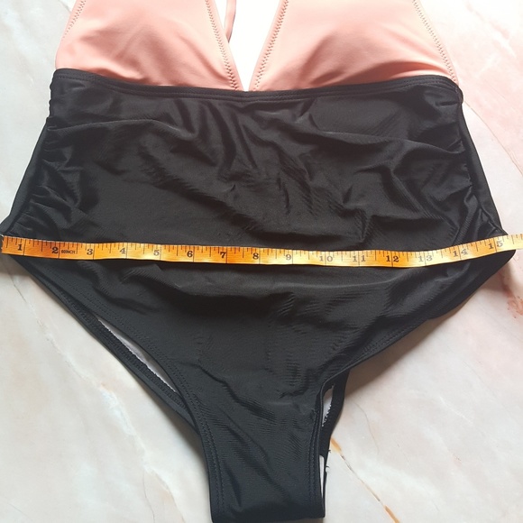 π Pink & Black Colorblock One Piece - Picture 3 of 8